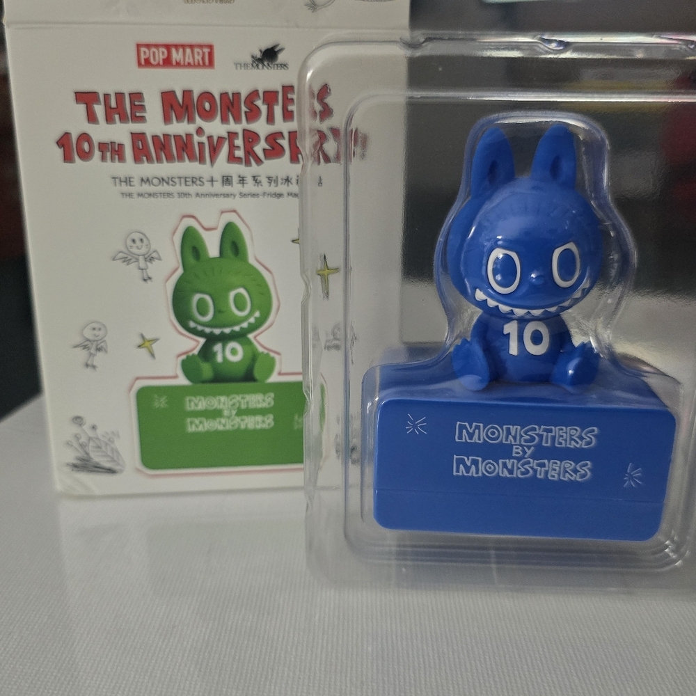 The Monsters 10th Anniversary Frid8⁷/ytge Magnet   "Pippo" - Picture 6 of 8